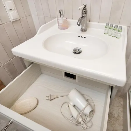 Jaracza - Workspace, Parking, Park Nearby - By Rentujemy Apartment