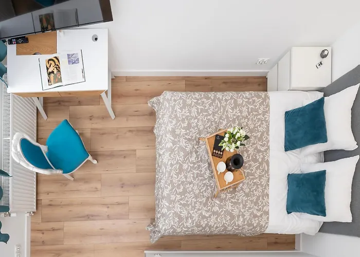 Jaracza - Parking, Piotrowska Street Nearby - By Rentujemy Appartamento *