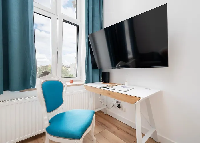 Appartamento Jaracza - Parking, Piotrowska Street Nearby - By Rentujemy *