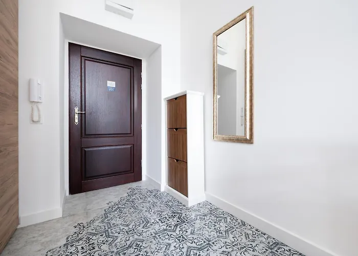 Jaracza - Parking, Piotrowska Street Nearby - By Rentujemy Appartamento Łódź